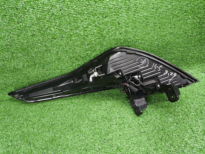 Фонарь левый внешний Zeekr 001 (2021-н.в.)