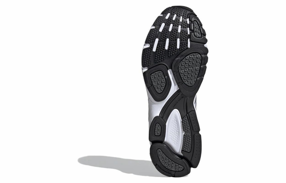 Кроссовки Adidas Spiritain 2000