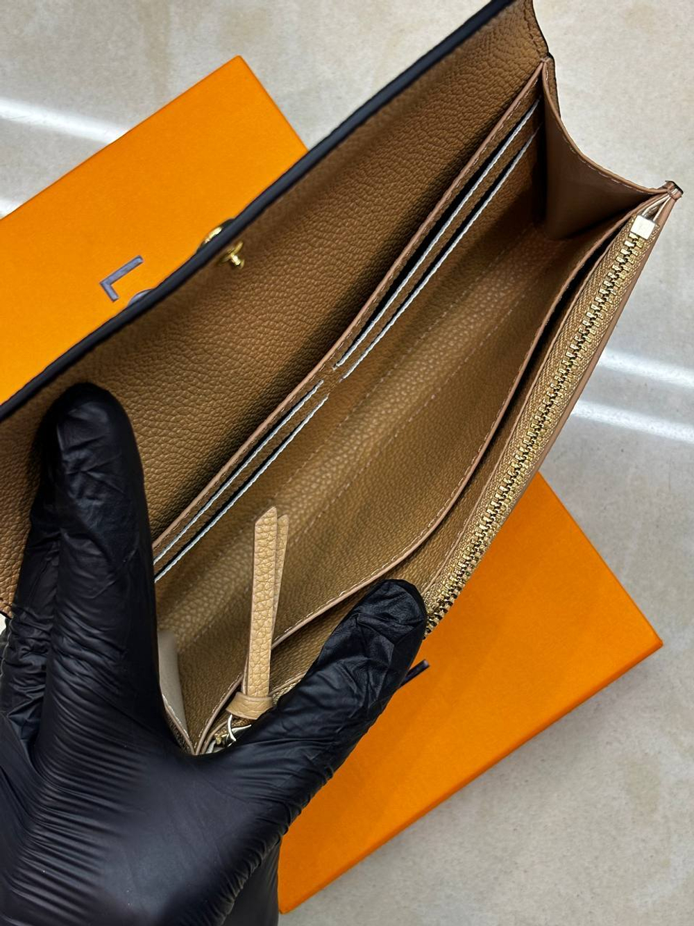 Кошелек Louis Vuitton