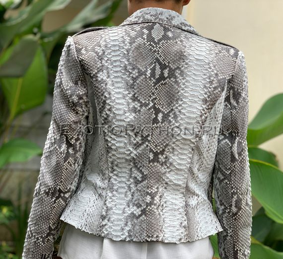 Куртка из кожи питона JT-85