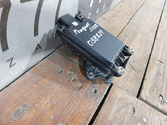 Датчик радарный Peugeot 3008 2 16-нв Б/У Оригинал 1618842180