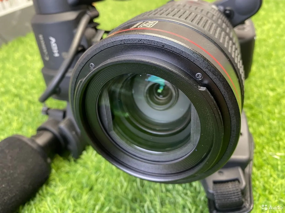 Видеокамера Canon XL H1