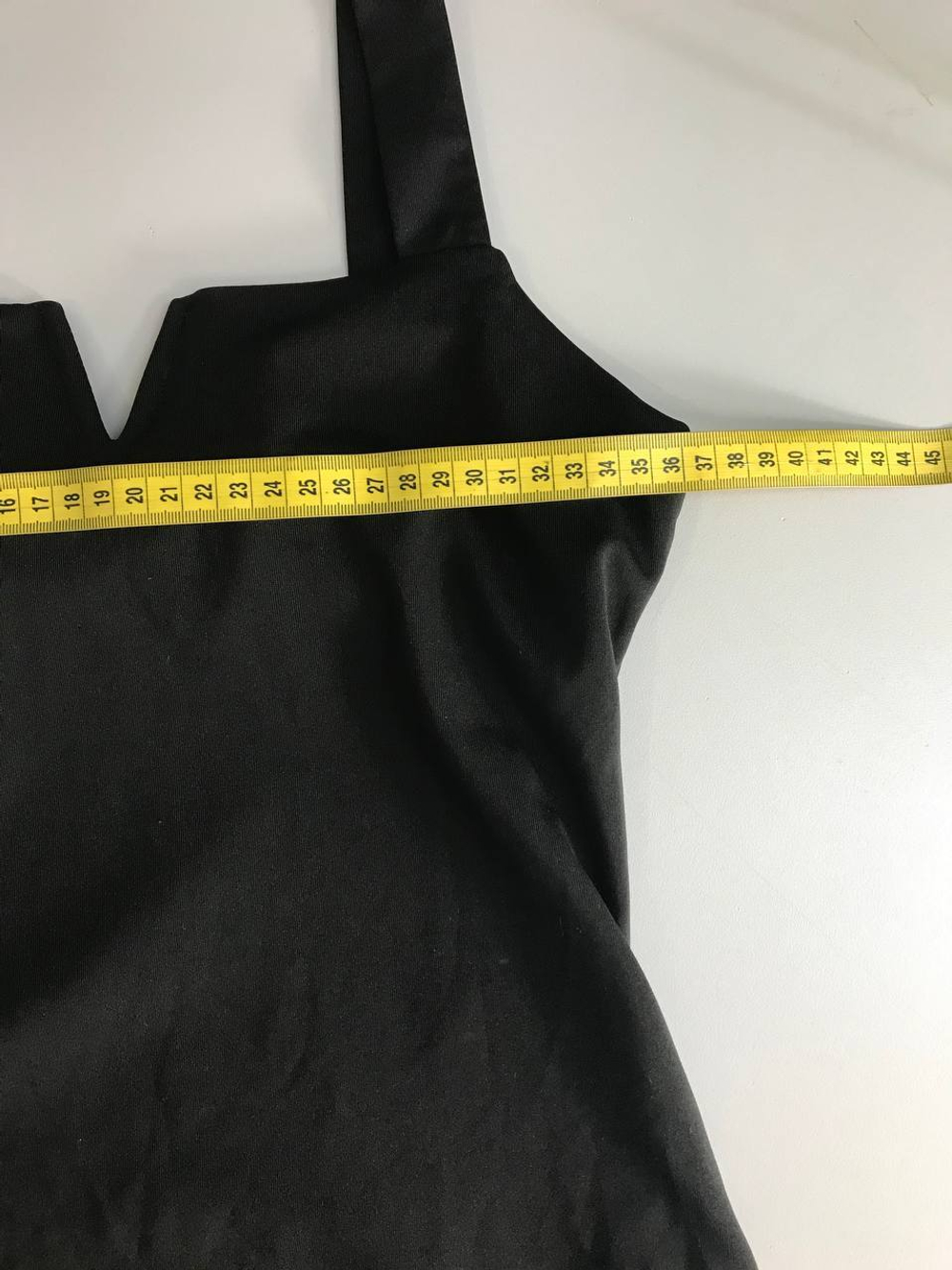 Боди Shein базовое, маркировка S, визуально на 44 размер