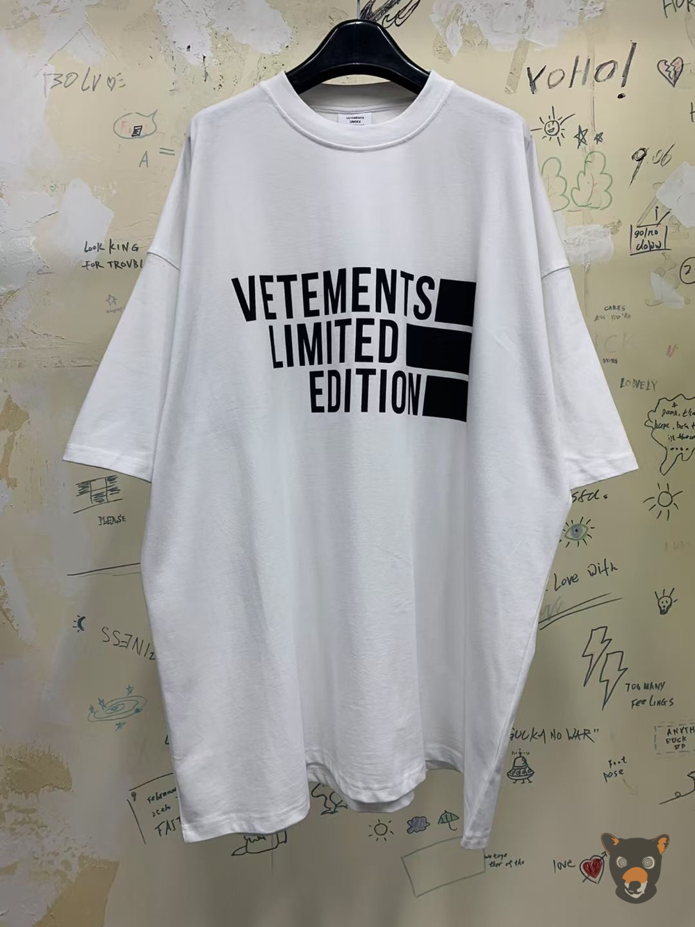 Футболка Vetements "Limited Edition" белая