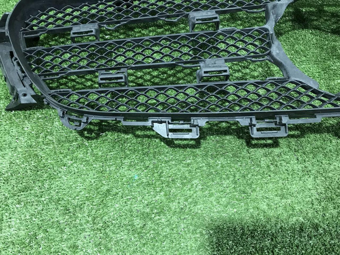 Решетка радиатора Mercedes E W213 (2016-2021)