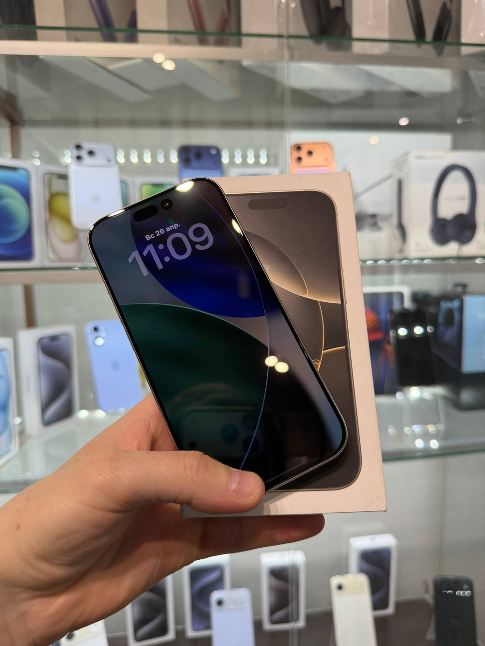 Apple iPhone 16 Pro 128Gb Natural Titanium Б/У