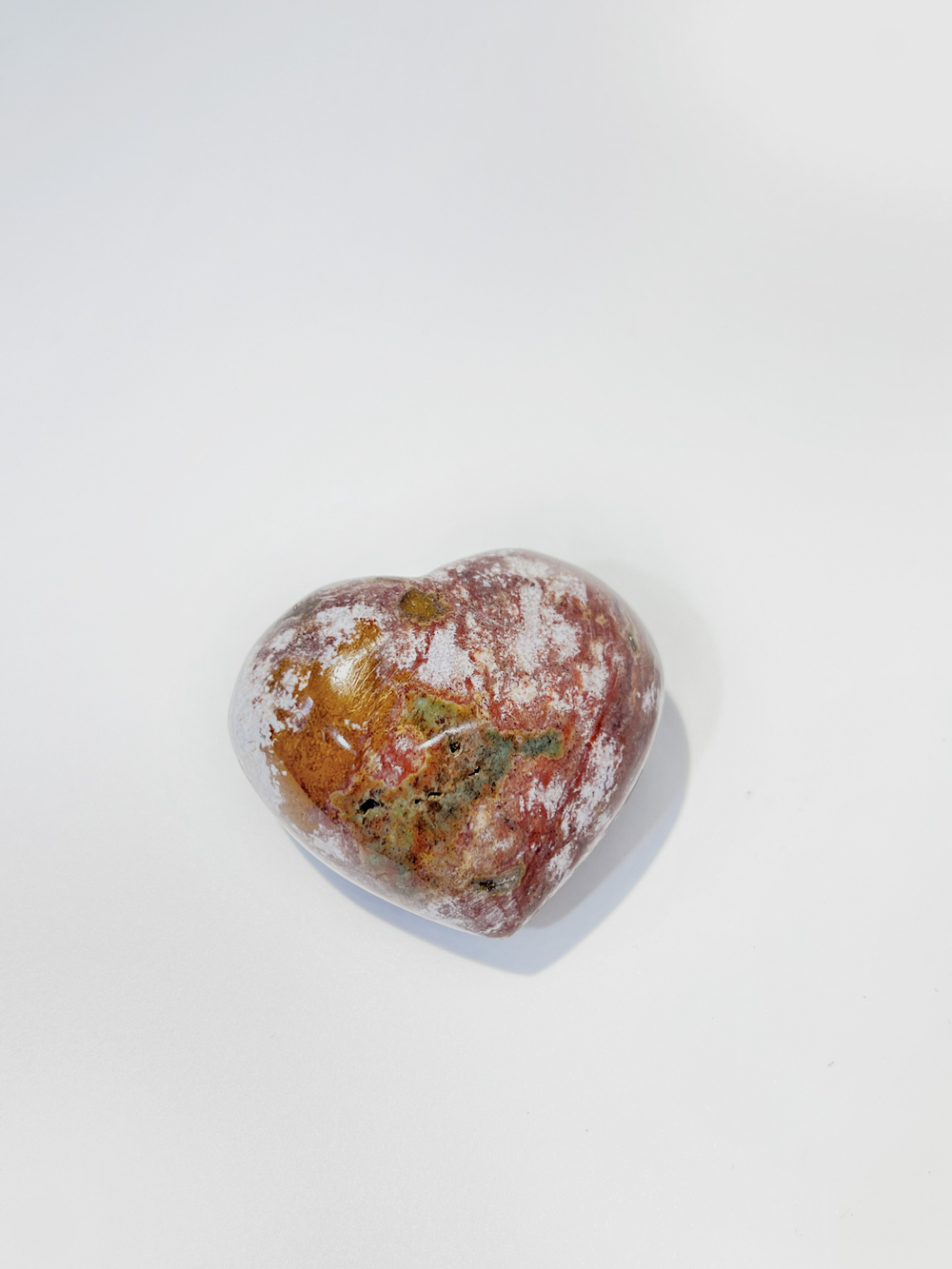 Сердечко из океанической яшмы крупное