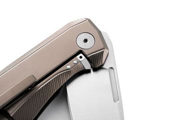 Нож Lion Steel NANO L/NA01BR, сталь клинка CPM-Magnacut, рукоять титан