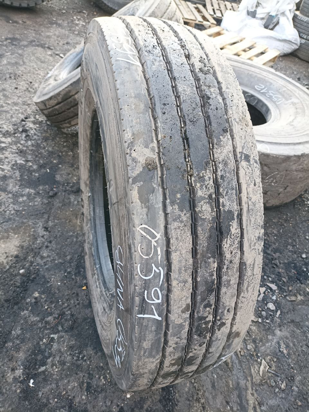315/80R22.5 Tyrex FR401 шина б/у