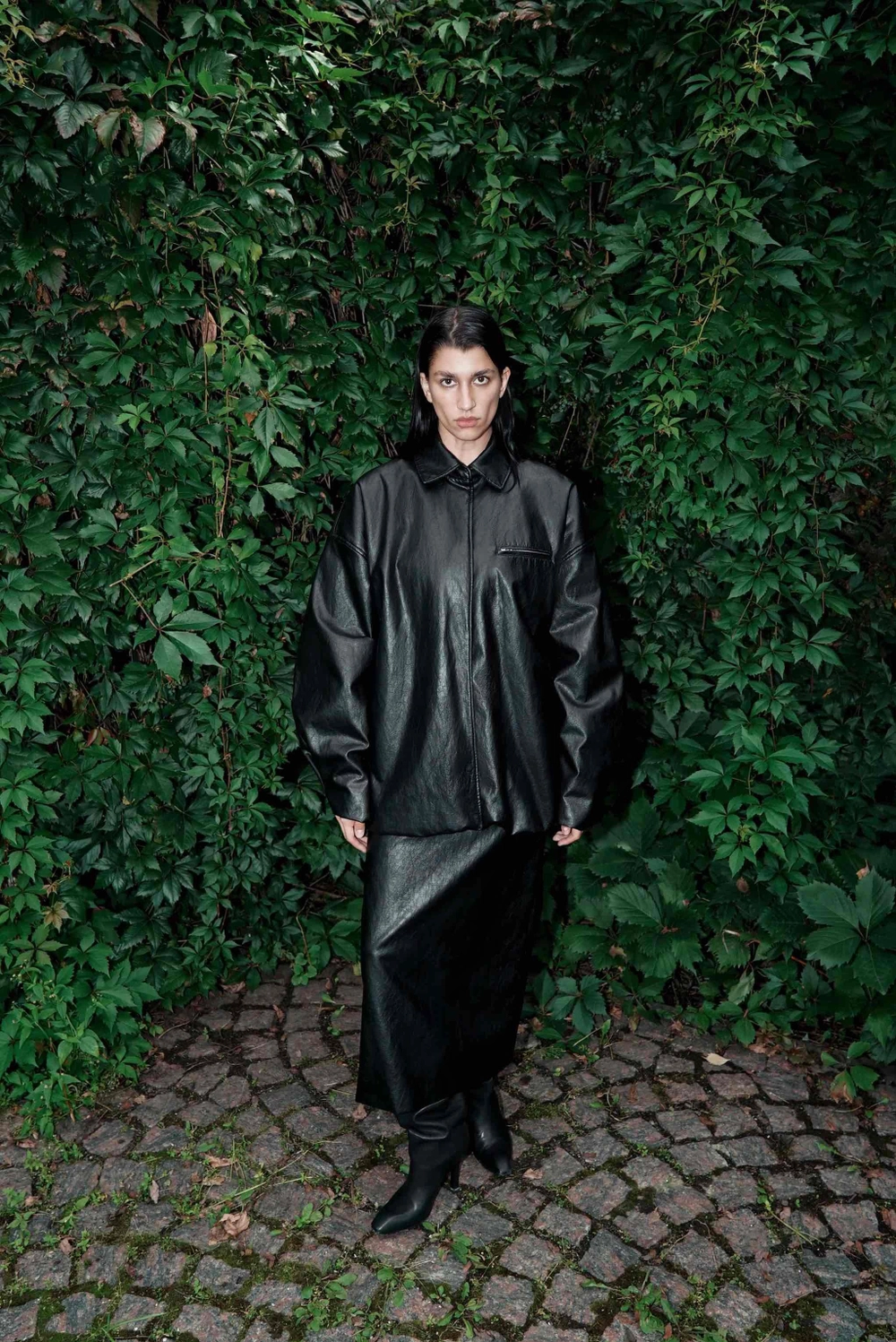 Утепленная куртка-рубашка из экокожи