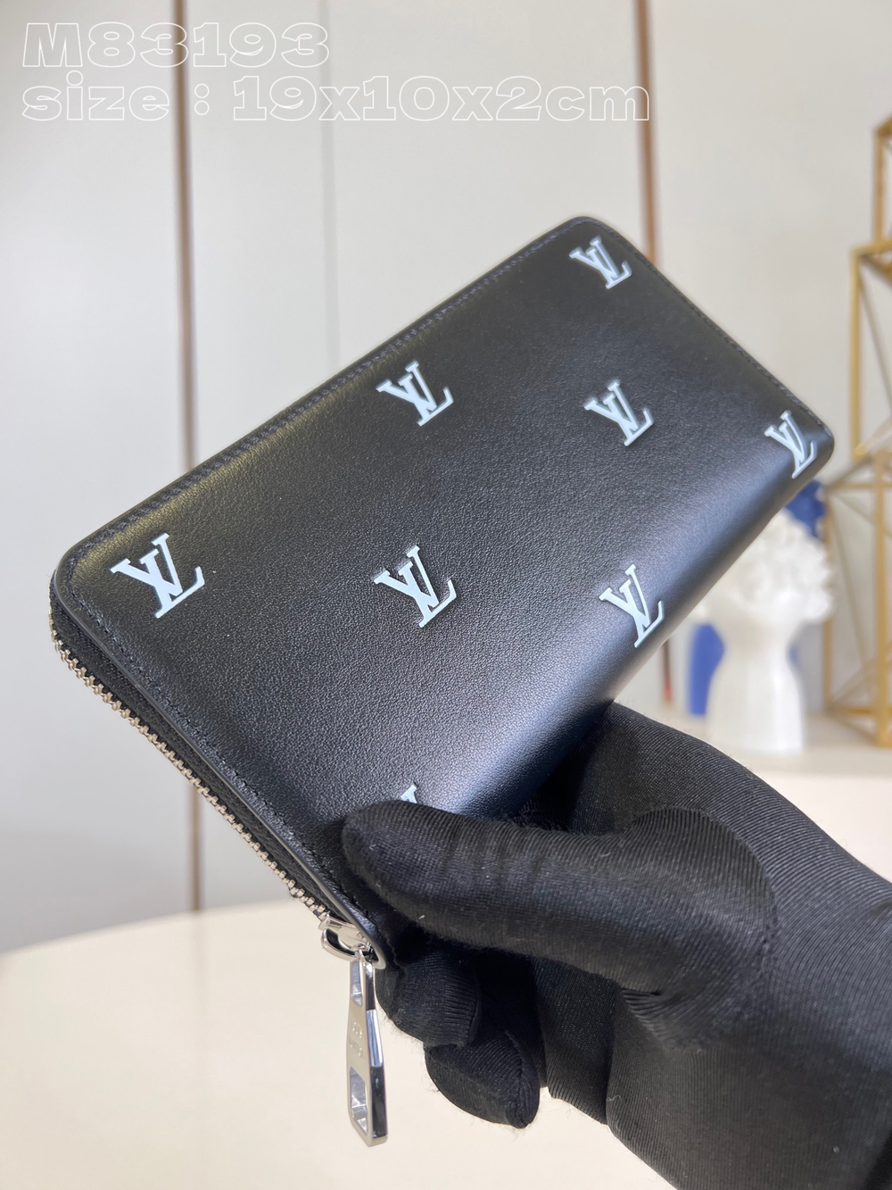Louis Vuitton Zippy Wallet