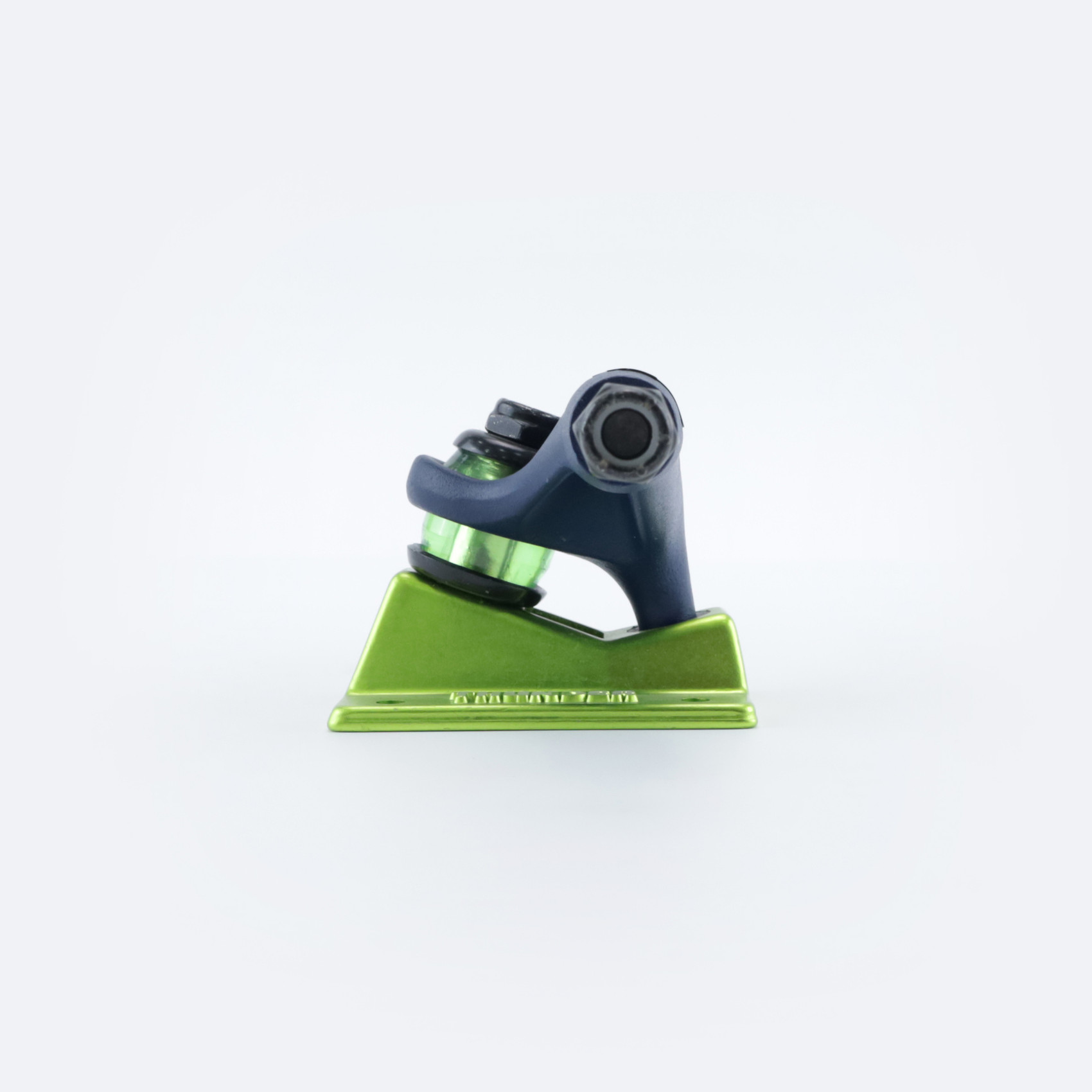 Подвески THUNDER TRUCKS LT NORTHERN (NAVY/GREEN) артикул:Je89yEnpgKpC3GNMt-yHi2 - купить в магазине Дайс