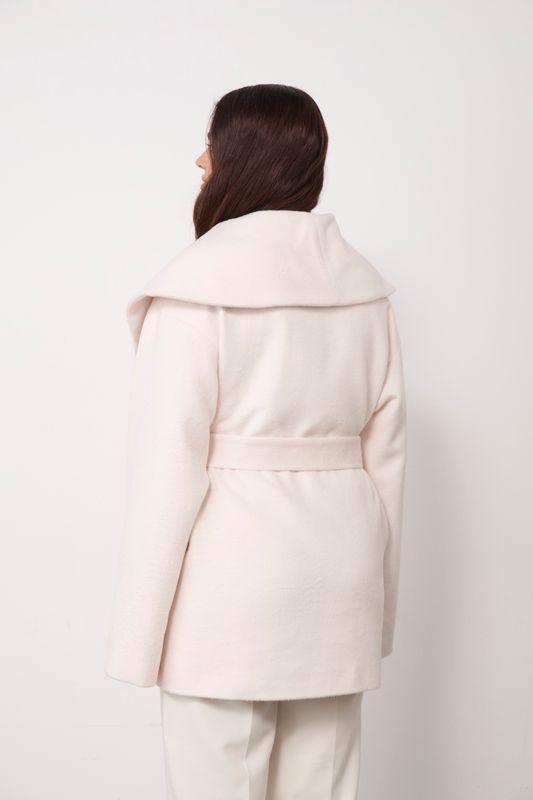 Пальто укороченное с широким воротником, молочный