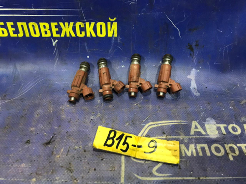 Форсунка топливная NISSAN SUNNY 1999