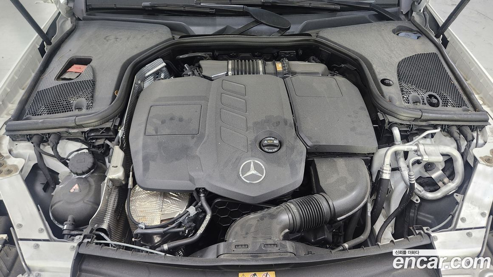 Mercedes-Benz E-Class W213 E220d 4MATIC Exclusive (01.2022)
