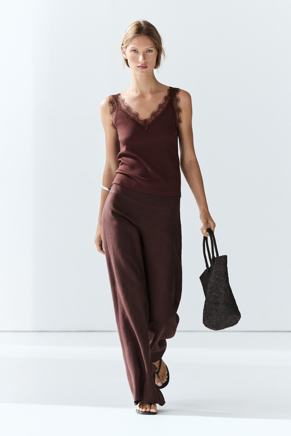 Massimo Dutti Топ на бретелях с кружевной отделкой, коричневый