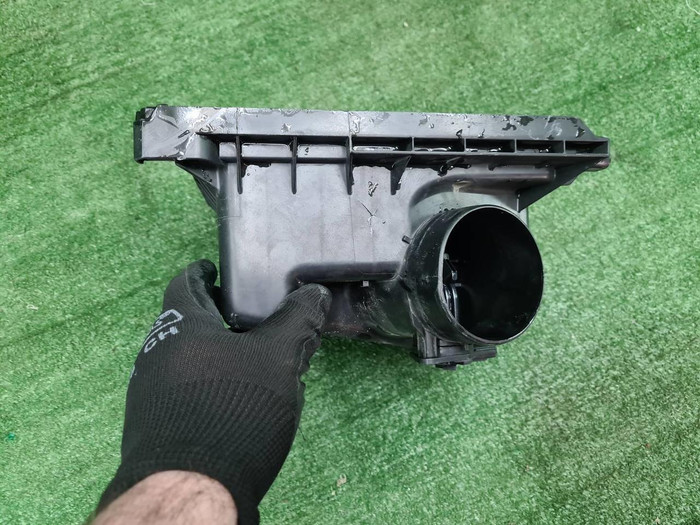 Корпус воздушного фильтра Toyota Camry xv70 17-нв