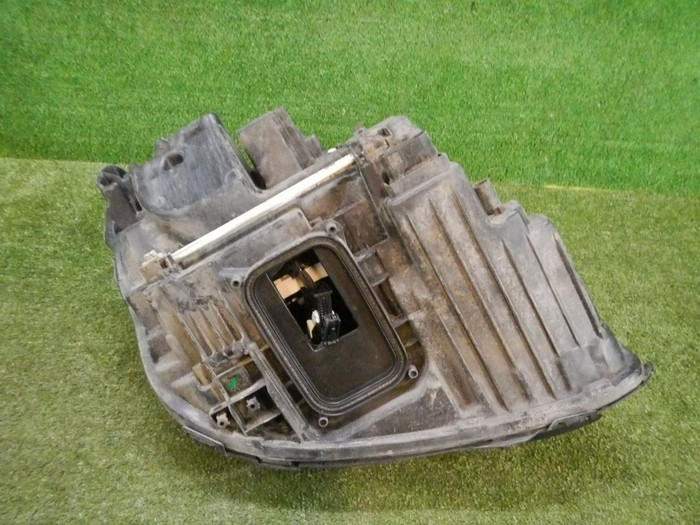 Фара левая Mercedes E W213 (2016-2021) LED