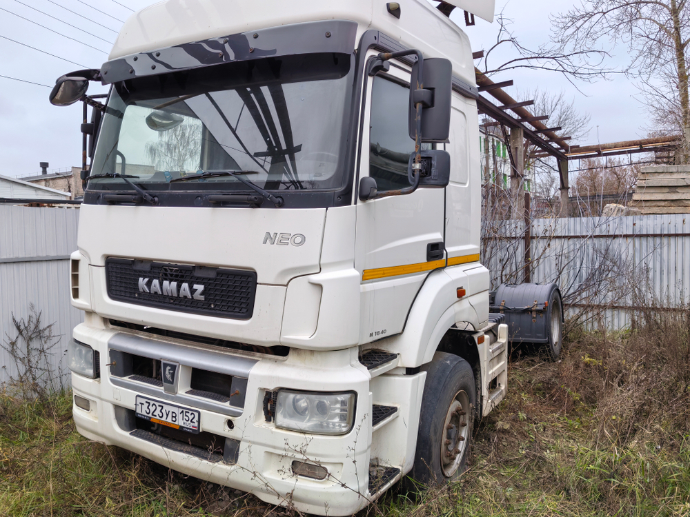 КамАЗ 5490 4x2 Седельный тягач 5490-023-87 (Дизельный, 11,9 л, 401 л.с., АТ)