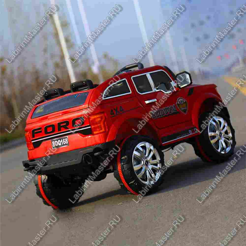 Детский электромобиль "XCY-168" красный