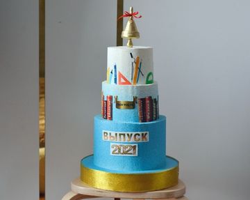 Торт на выпускной трехярусный