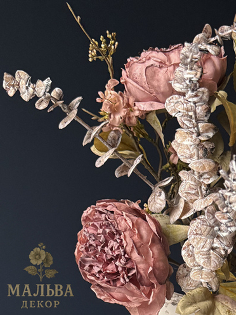 Букет античных пионовидных роз 59 см