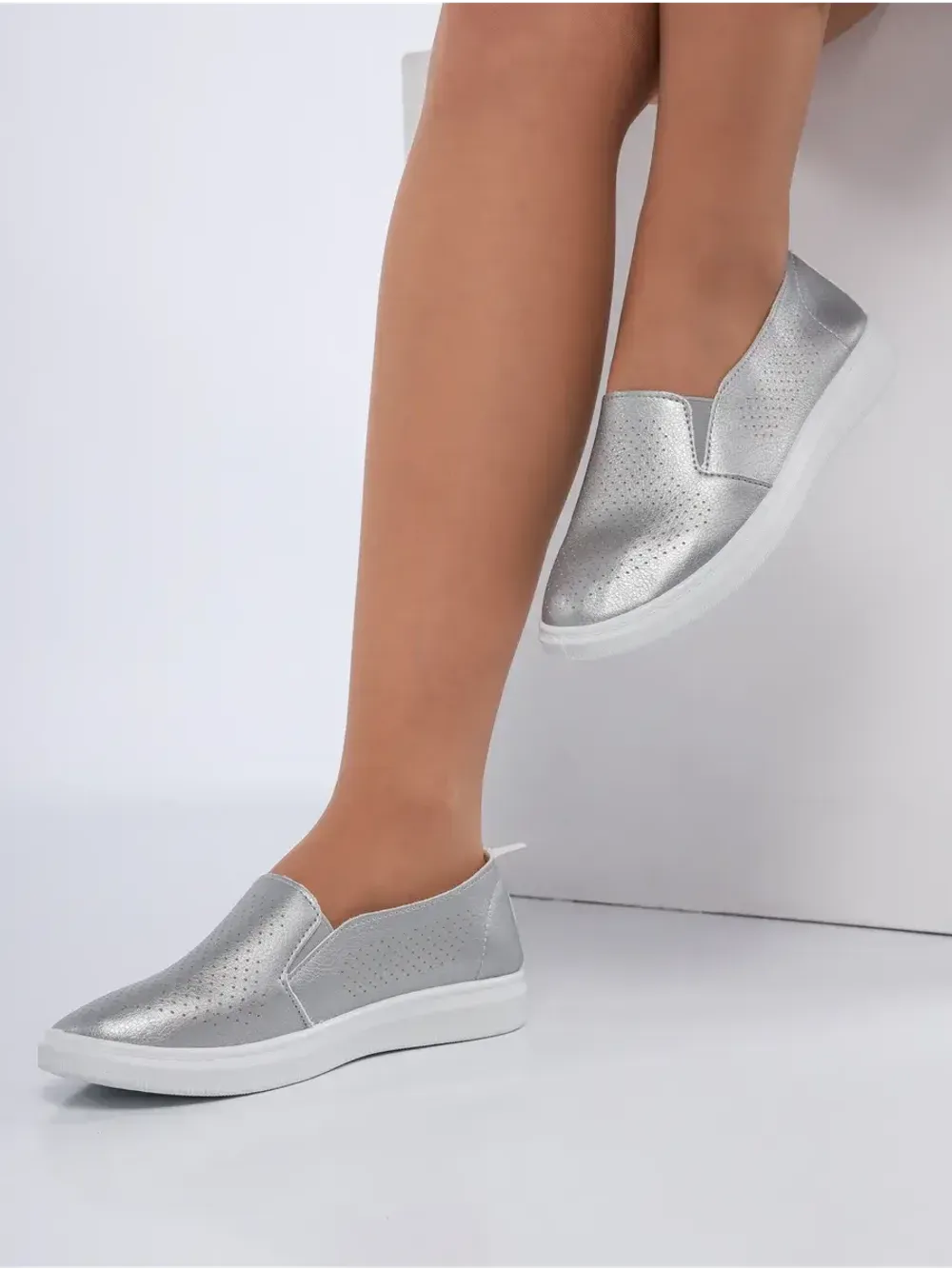 Мокасины летние с перфорацией