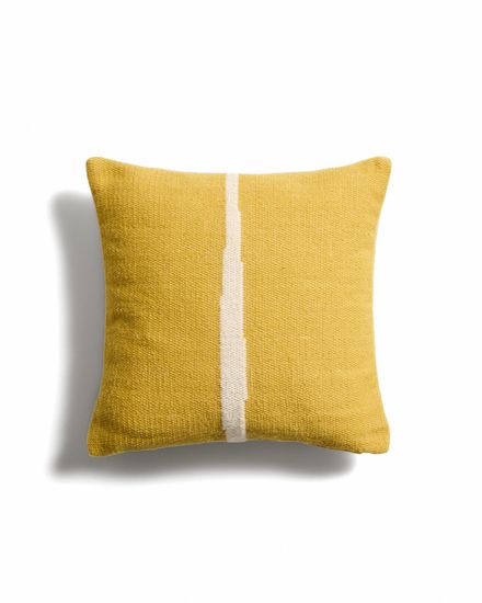 Чехол для подушки Daila желтого цвета 100% ПЭТ с рисунком в стиле икат 50 x 50 см