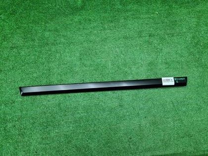 Накладка двери задняя правая BMW X7 G07 (19-нв)