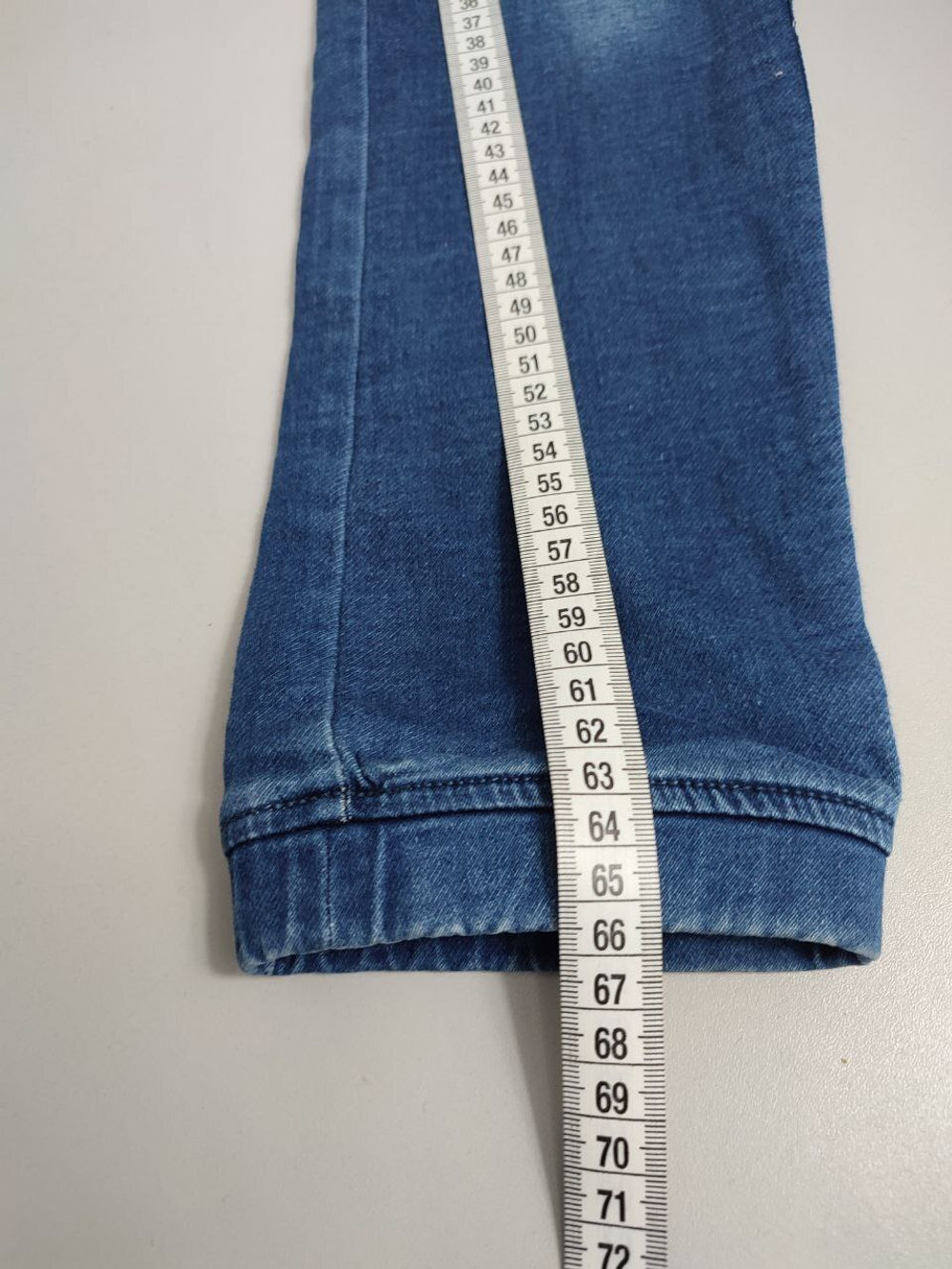 Джинсы базовые на 13-14 лет