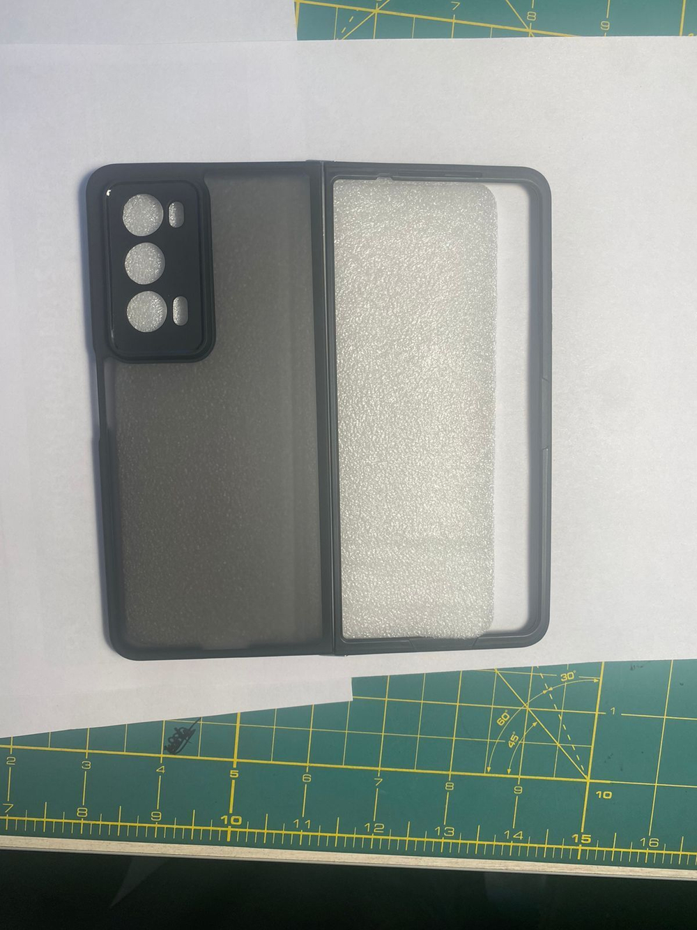 Чехол BROSCORP для Honor Magic V2 (арт.HW-HMV2-PP-PRO-BLACK )