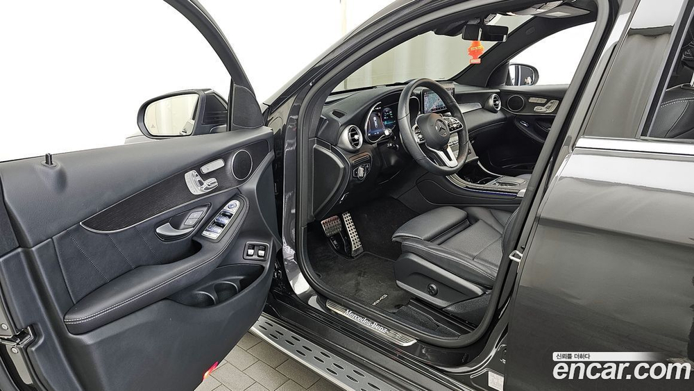 Mercedes-Benz GLC-Class X253 GLC300e 4MATIC Coupe (10.2021)