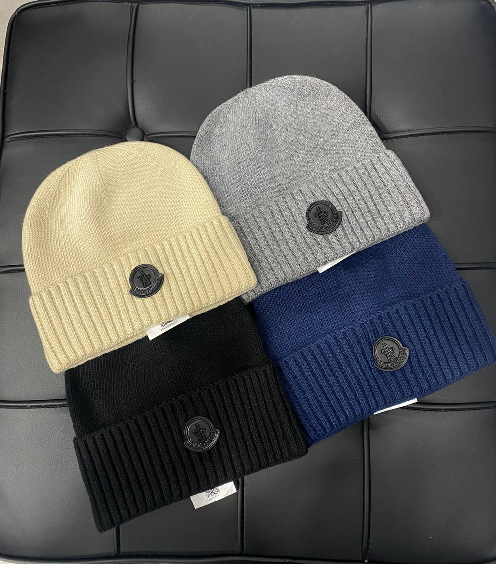 Шапка Moncler
