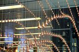 Kinetic Drop — кинетическая световая капля 130×250 мм с одной лебёдкой DMX