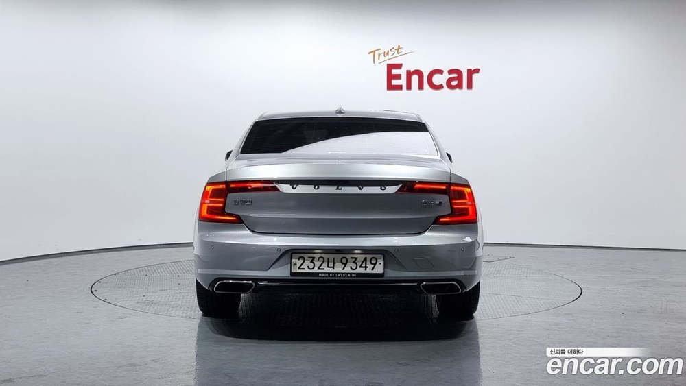 Volvo S90 D5 AWD Inscription (12.2019)