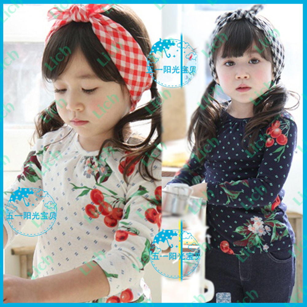 Лонгслив детский с принтом вишни и цветов