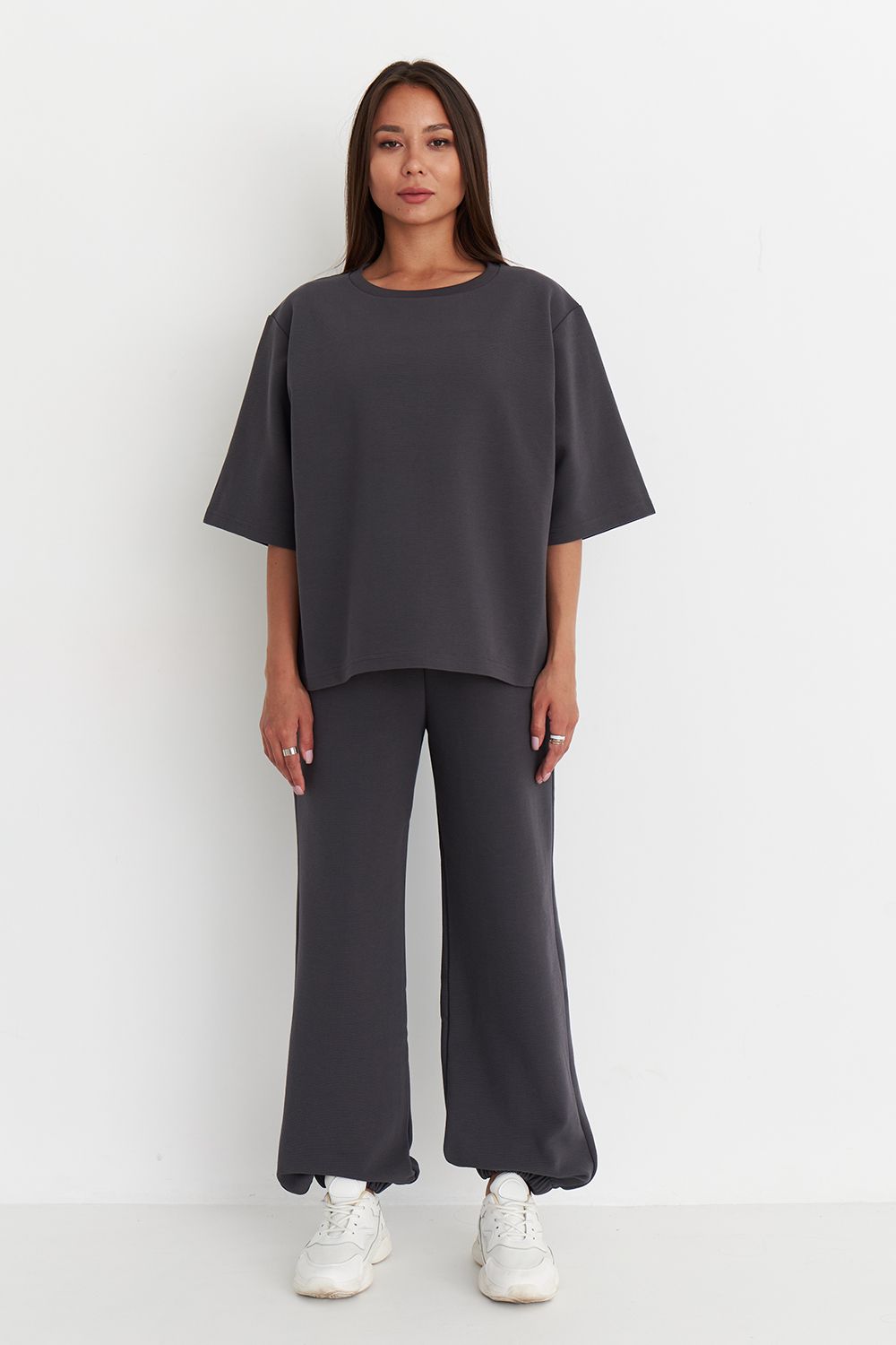 Футболка оверсайз из рифленого хлопка цвета антрацит