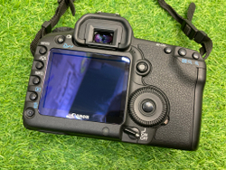 Canon EOS 5D Mark II 4.300 кадров