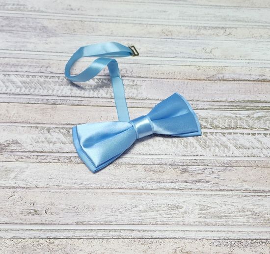 Галстук бабочка классика, лайм глянец