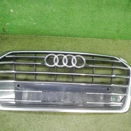 Решетка радиатора Audi Q5 2 (2017-2020)