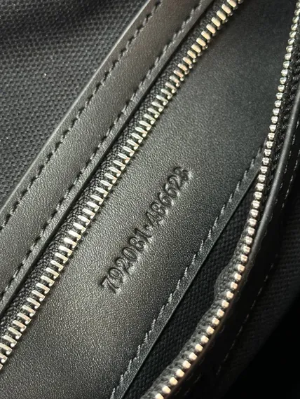 Сумка через плечо GUCCI GG Supreme