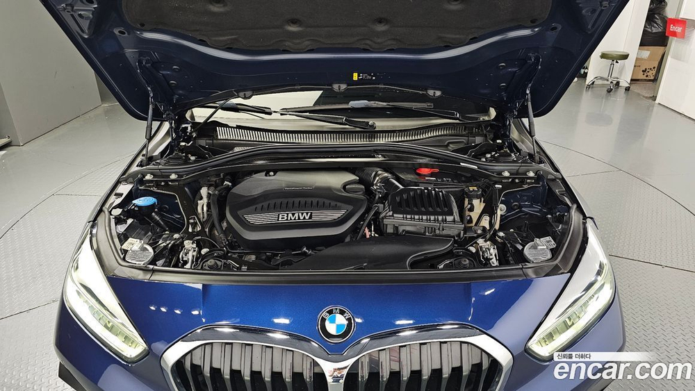 BMW 1 Series (F40) 118d Joy First Editions (05.2020)
