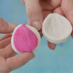 Молд силиконовый - вайнер для лепки лепестка ранункулюса