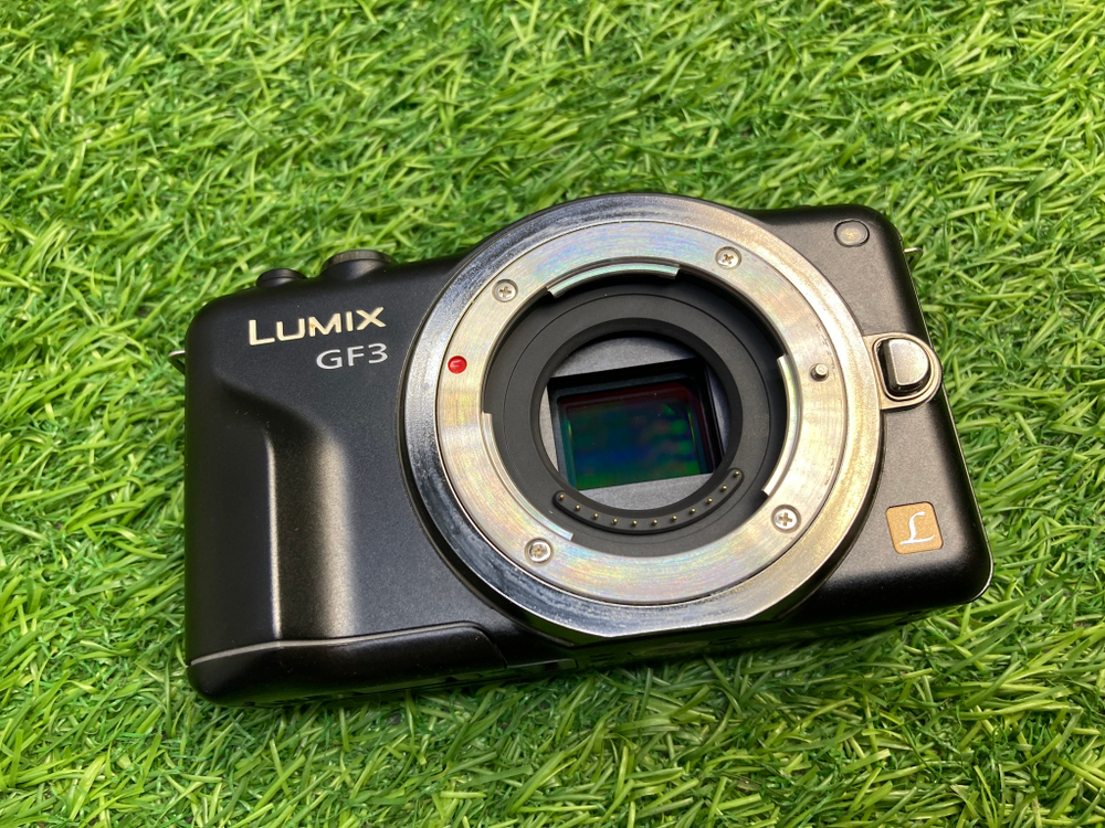 Panasonic Lumix DMC-GF3 Kit 14-42mm G Vario