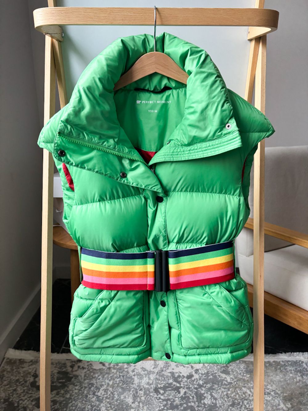 Новый пуховый жилет Perfect Moment, 140