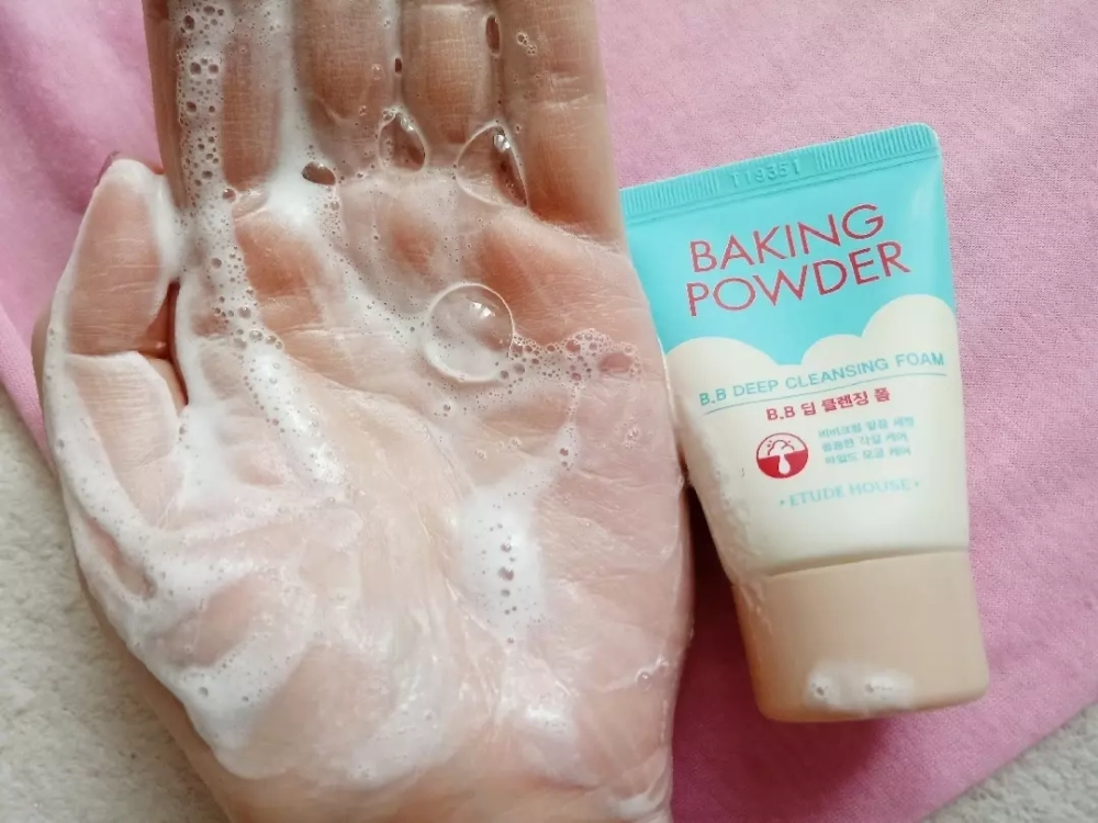 Etude Пенка очищающая для умывания - Baking powder BB deep cleansing foam, 30мл