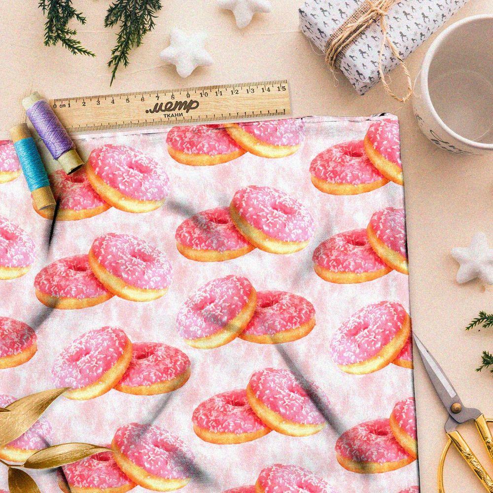 Ткань лён клубничные пончики с посыпкой