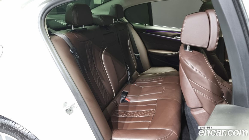 BMW 5 Series (G30) 530i Luxury Plus (09.2020)