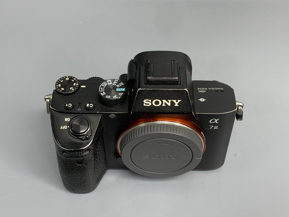 Sony A7 III 12.000 кадров