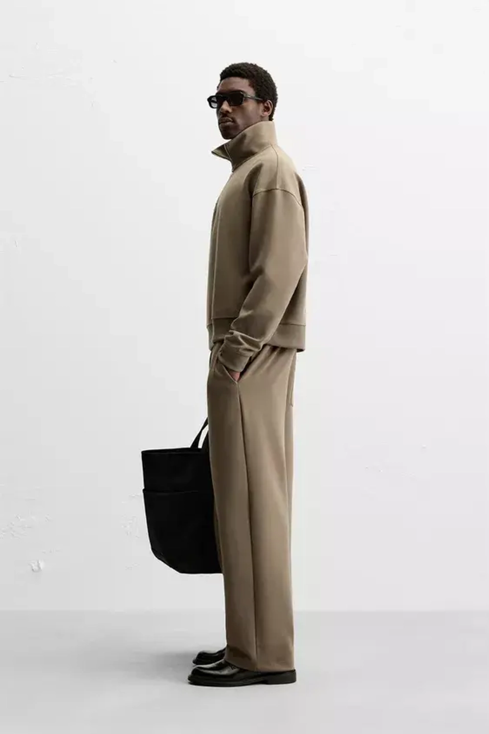 ZARA ТОЛСТОВКА КОМФОРТНОЙ ПОСАДКИ ИЗ ВЫСОКОТЕХНОЛОГИЧНОЙ ТКАНИ, ТЕМНЫЙ ХАКИ